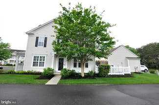 4 Milford Cir, Voorhees, NJ 08043