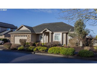 1646 Provincial Way, Eugene, OR 97401