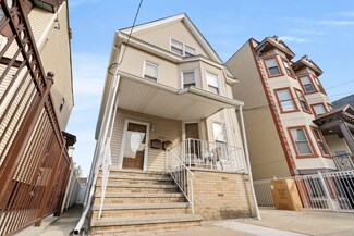 302 Clerk St Unit 1, Jersey City, NJ 07304