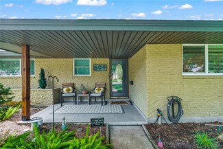 609 Coral Place, Corpus Christi, TX 78411