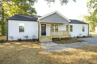 1818 Nc 42 Hwy, Willow Spring, NC 27592
