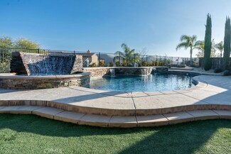 15801 S Cliff Ct, Riverside, CA 92503