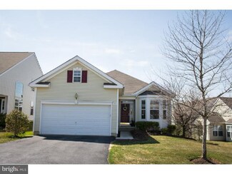 2054 Four Seasons Blvd, Macungie, PA 18062