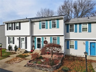 332 Parkwood Dr, Cranberry Township, PA 16066