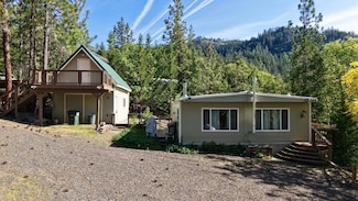 115 Manzanita Dr, Prospect, OR 97536
