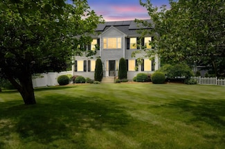 1380 Newman Ave, Seekonk, MA 02771