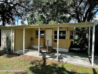 377 W Merritt Ave, Merritt Island, FL 32953