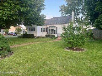 2 Maple Place, Keyport, NJ 07735