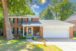 1708 Old Forge Dr, Little Rock, AR 72227
