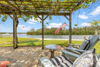 2051 Bali Rd, Cocoa Beach, FL 32931