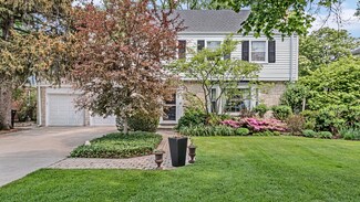 9545 Hamlin Ave, Evanston, IL 60203