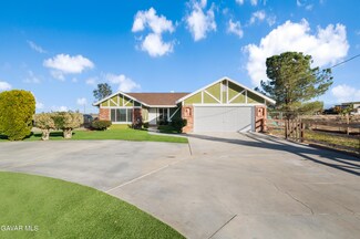 40246 11th St W, Palmdale, CA 93551