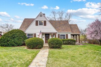 1715 Madison Ave, Mount Healthy, OH 45231