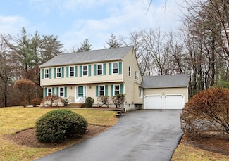 2 Wildlife Dr, Hopkinton, MA 01748