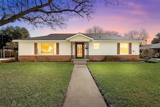 3310 Lake Heights Dr, Waco, TX 76708