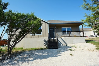 1559 Golf Course Dr, Spring Branch, TX 78070