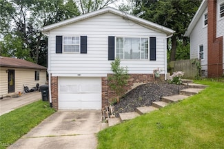 1287 Murray Ave, Akron, OH 44310