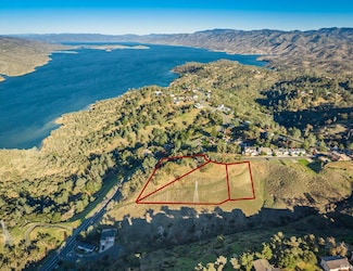 135 Poppy Ln, Napa, CA 94558