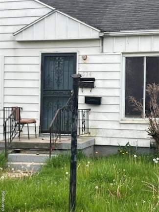 634 Spencer St, Flint, MI 48505
