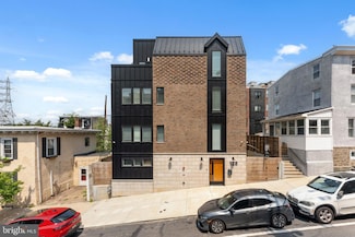 128 Shurs Ln, Philadelphia, PA 19127