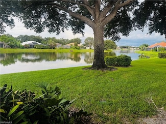 57 Silver Oaks Cir Unit 103, Naples, FL 34119