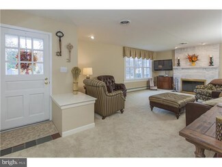 126 Taylor Terrace, Hopewell, NJ 08525