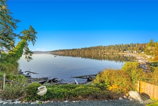 13532 Slice St, Anacortes, WA 98221