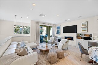 5814 Lantern Ct, Los Angeles, CA 90094