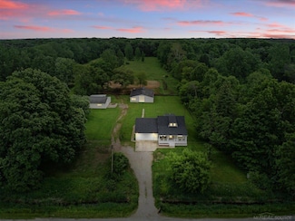 13485 S Block Rd, Birch Run, MI 48415