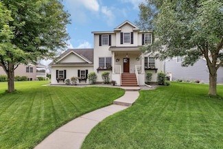 2008 11th St N, Sartell, MN 56377