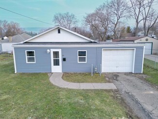 99 E Whitney Ave, Shelby, OH 44875