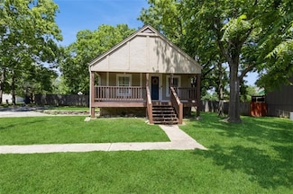 9816 W 51st St, Shawnee, KS 66203