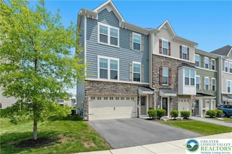 2408 Emanuel Ct, Palmer Township, PA 18045