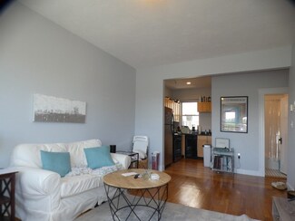 85 Park Dr Unit 12, Boston, MA 02215
