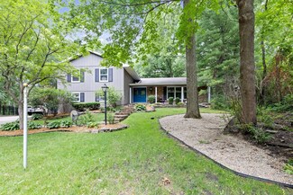 10794 Croix Ct, Roscoe, IL 61073