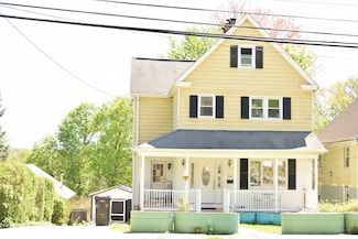 1066 Main St, Holyoke, MA 01040