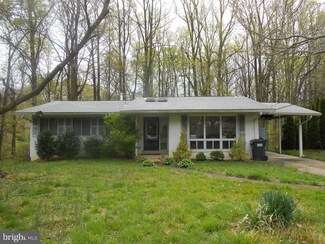 4415 San Carlos Dr, Fairfax, VA 22030