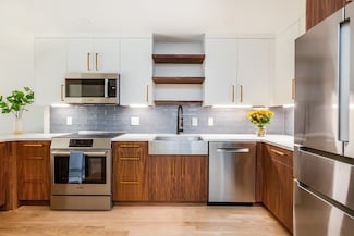 199 Coolidge Ave Unit 113, Watertown, MA 02472