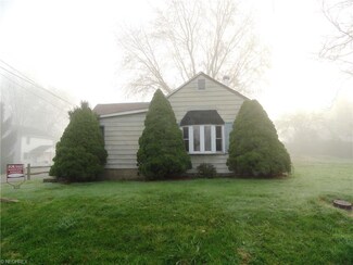 74 Vesta St, Chester, WV 26034