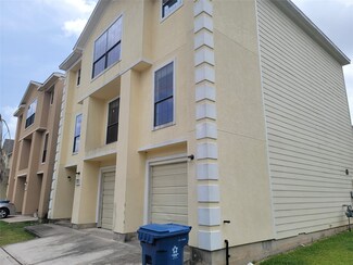 13115 N Bellaire Estates Dr, Houston, TX 77072