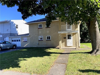 302 Mckinley St, East Rochester, NY 14445