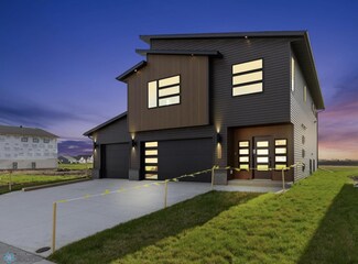 7723 Cub Creek Way, Horace, ND 58047