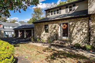 101 Shakerdale Rd, Cincinnati, OH 45242