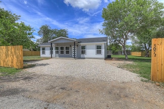 5063 Cedarside St, San Marcos, TX 78666