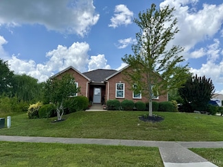 2002 Redbud Dr, Hamilton, OH 45013