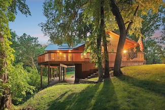 9320 Barnes Ave, Inver Grove Heights, MN 55077