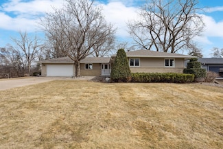 2160 Timmy St, Saint Paul, MN 55120