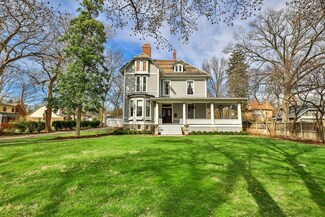 735 Springfield Pike, Cincinnati, OH 45215