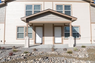 789 NW 3rd Ave, Ontario, OR 97914