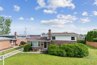 196 Strieff Ave, Chicago Heights, IL 60411